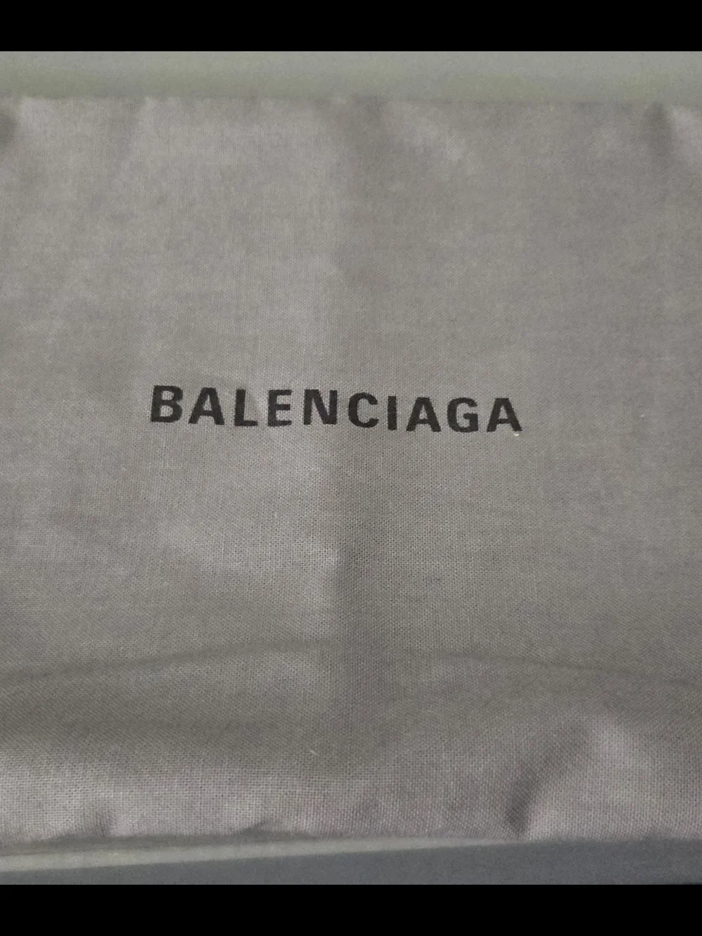 Balenciaga Triple S Green. Size 11 (44) . Excellent Condition - Picture 11 of 13